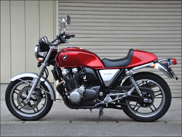 Chic Design Cb1100 スポーツトランクシート