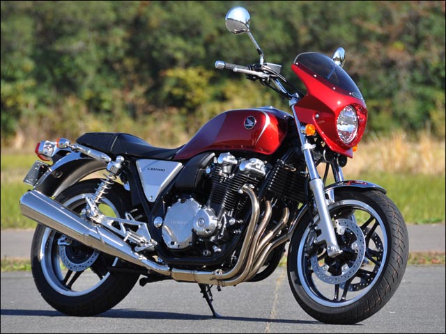 chicdesign ロードコメット cb1100用 ビキニカウル キレイです