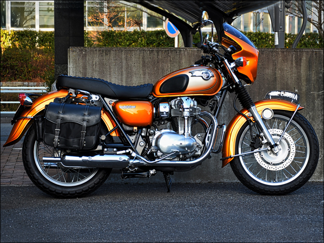 CHIC DESIGN - W800 R.H.さん